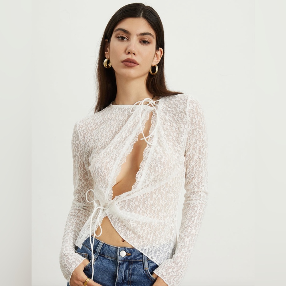 Floral Lace Tied Blouse